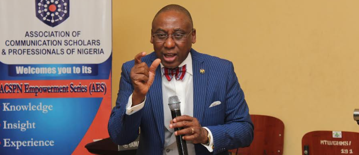 Mr Yomi Badejo-Okusanya speaking at the 5th History Series of ACSPN which at Mountain Top University, Ibafo, Ogun state.